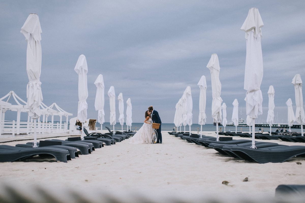 romantyczna sesja ślubna na plaży